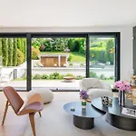 Villa La Radieuse *